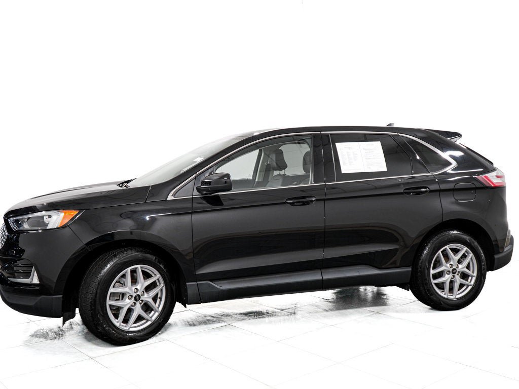 Certified 2024 Ford Edge SEL w/ Convenience Package AWD/4WD image 4