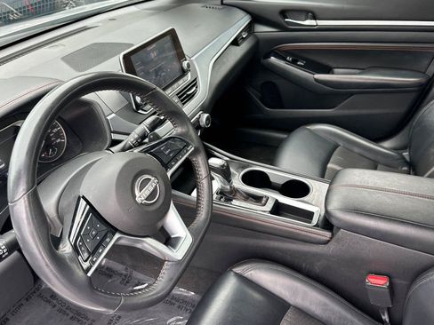 Certified 2023 Nissan Altima 2.5 SR FWD image 10