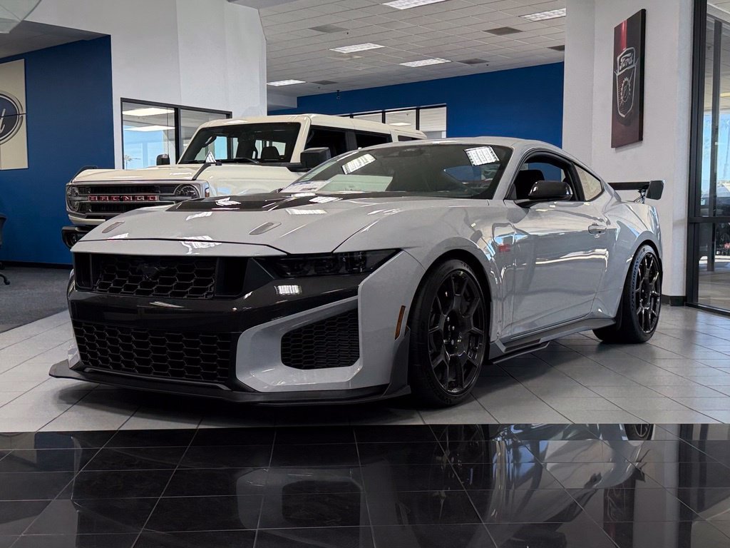 New 2026 Ford Mustang Dark Horse SC RWD image 4