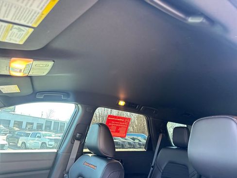 Used 2025 Nissan Pathfinder Rock Creek image 22