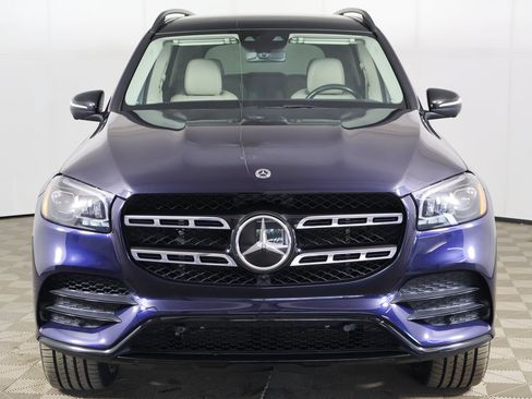 Used 2022 Mercedes-Benz GLS 450 4MATIC image 16