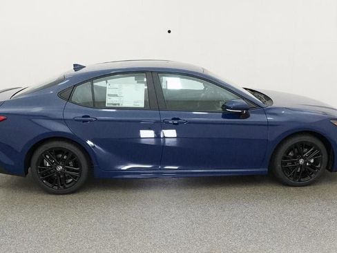 New 2026 Toyota Camry SE image 11