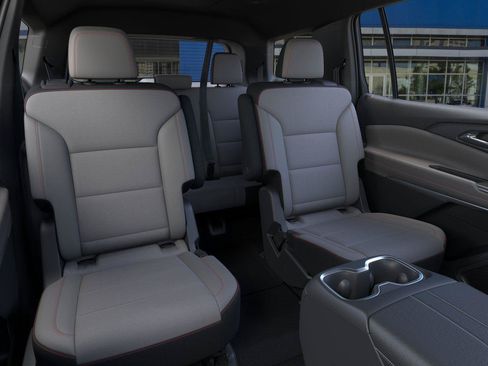 New 2026 Chevrolet Traverse LT FWD image 17