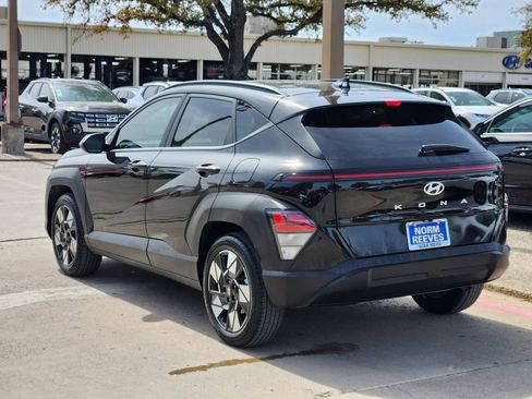 Certified 2025 Hyundai Kona SEL image 7