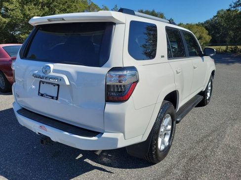 Used 2020 Toyota 4Runner SR5 image 10