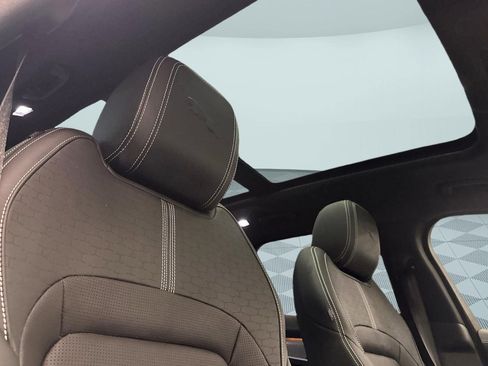 New 2026 Jaguar F-PACE R-Dynamic S AWD/4WD image 25