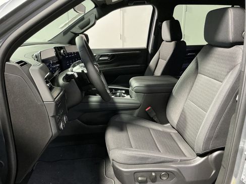 New 2026 Chevrolet Suburban LS w/ LPO, Dark Essentials Package image 21