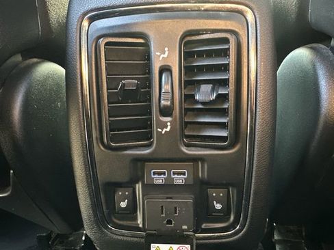 Used 2021 Jeep Grand Cherokee Overland image 17