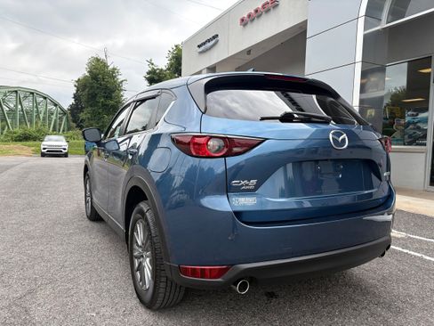 Used 2017 MAZDA CX-5 Touring AWD/4WD image 9