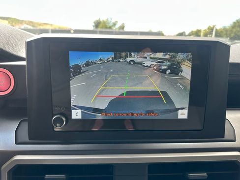 Used 2024 Toyota Tacoma TRD Sport image 10