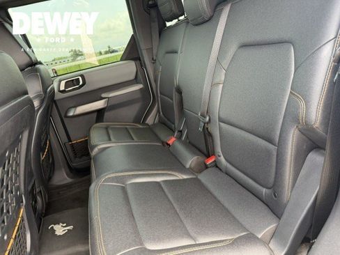 Used 2023 Ford Bronco Badlands AWD/4WD image 24