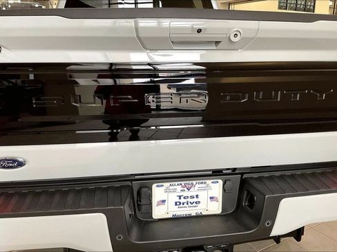 New 2026 Ford F250 Platinum AWD/4WD image 9