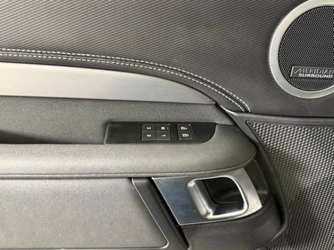 Used 2022 Land Rover Discovery HSE R-Dynamic image 14