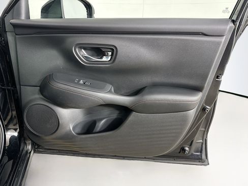 Used 2023 Honda HR-V Sport image 30