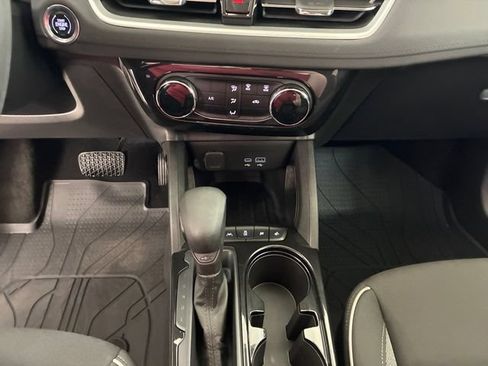 Certified 2024 Chevrolet TrailBlazer LT FWD image 21
