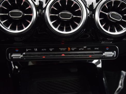 Certified 2023 Mercedes-Benz CLA 250 image 28