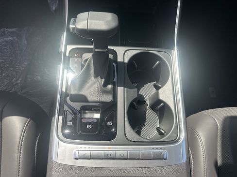 New 2026 Kia Carnival EX FWD image 18