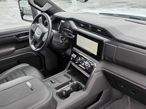 Certified 2024 GMC Sierra 2500 AT4X w/ AT4X AEV Edition AWD/4WD image 10