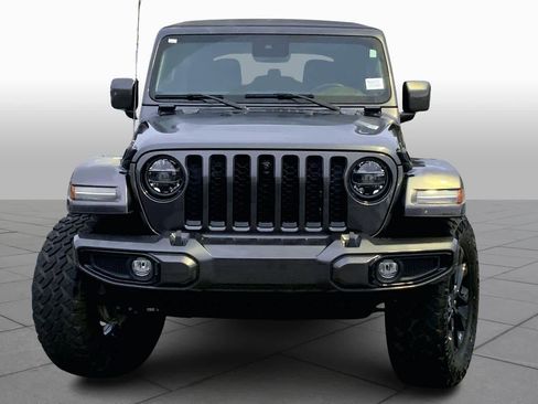Used 2021 Jeep Wrangler Unlimited Sahara image 3