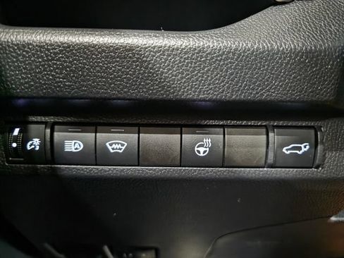 Used 2023 Toyota RAV4 XLE w/ Convenience Package AWD/4WD image 18