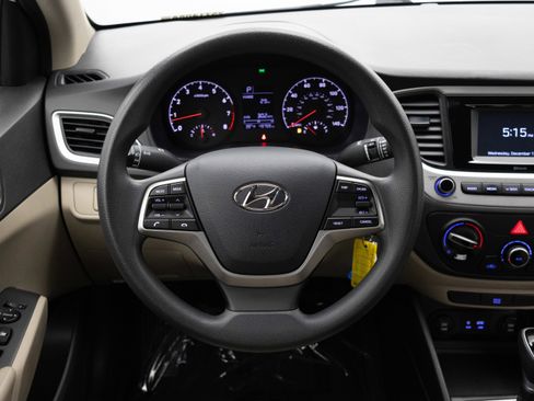 Used 2022 Hyundai Accent SE image 26