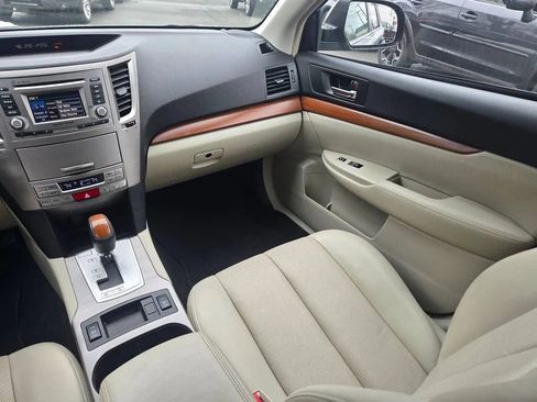 Used 2014 Subaru Outback 2.5i Limited w/ Moonroof Package image 14