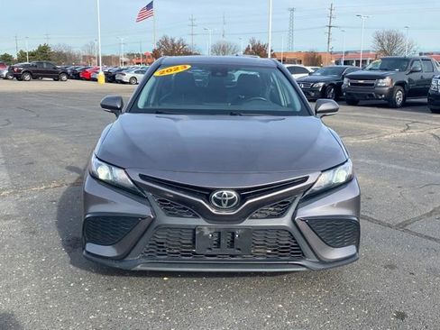 Used 2023 Toyota Camry SE image 24