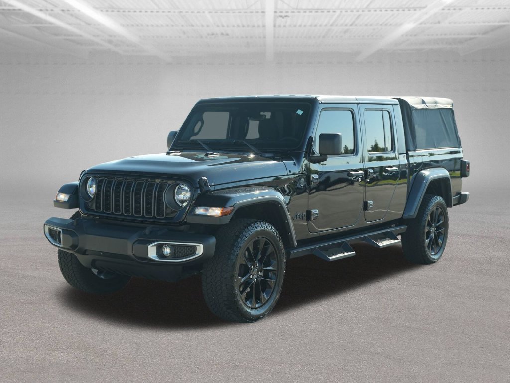 Used 2024 Jeep Gladiator Sport AWD/4WD image 3