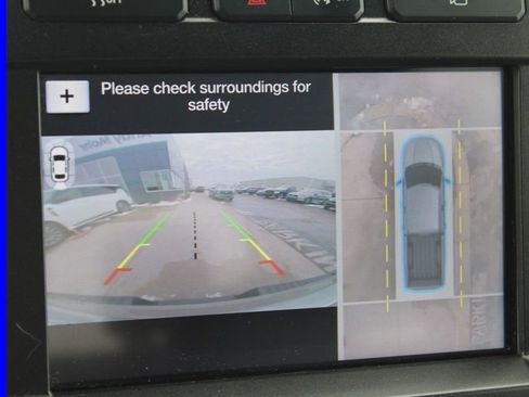 Used 2017 Ford F150 Platinum w/ Equipment Group 701A Luxury image 41