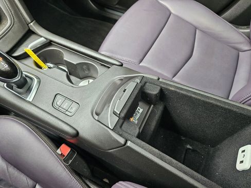 Used 2018 Cadillac XT5 Luxury image 35