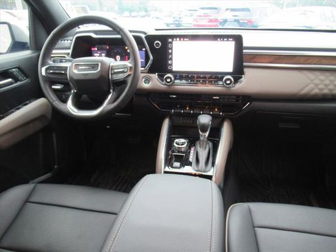 Used 2024 GMC Canyon Denali w/ LPO, Denali Black Edition image 14