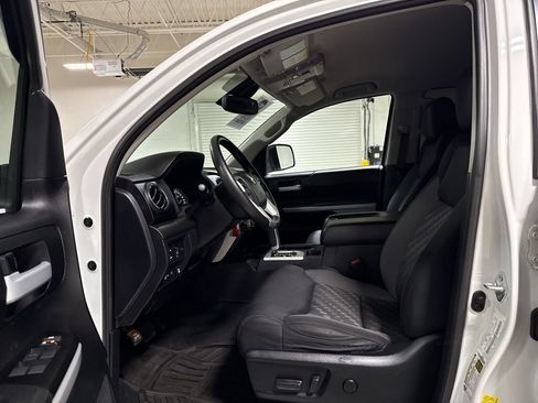 Used 2021 Toyota Tundra SR5 AWD/4WD image 19