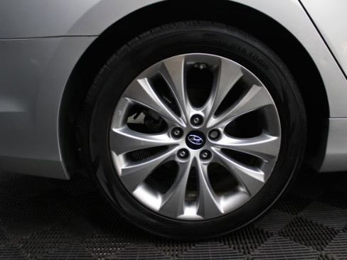 Used 2013 Hyundai Azera LIMITED image 5