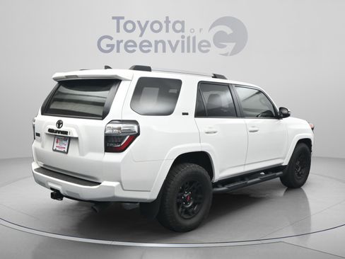 Used 2023 Toyota 4Runner SR5 Premium w/ Moonroof Package RWD image 14