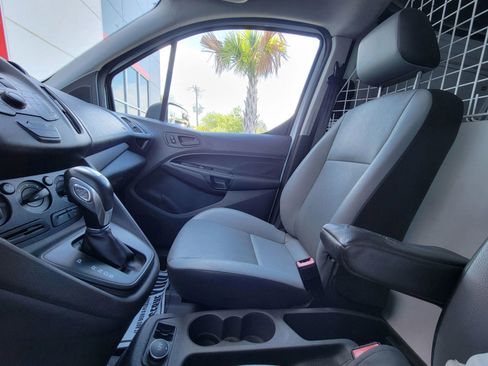 Used 2017 Ford Transit Connect XL FWD image 15