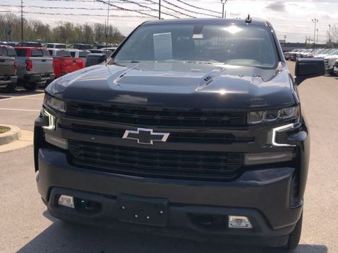Used 2021 Chevrolet Silverado 1500 RST w/ Bed Protection Package AWD/4WD image 2