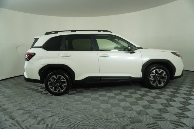 Certified 2025 Subaru Forester Premium AWD/4WD image 8