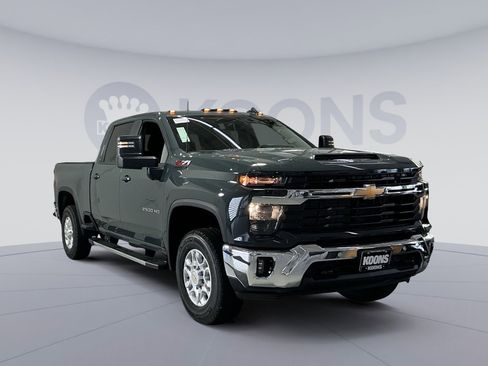 New 2026 Chevrolet Silverado 2500 LT image 18
