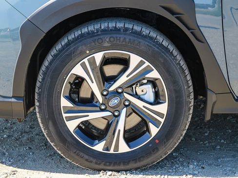 New 2025 Subaru Crosstrek 2.5i Premium image 9