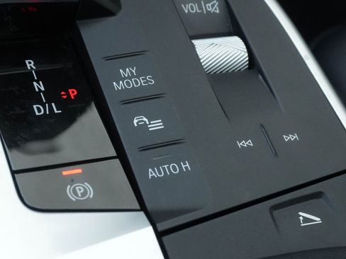 Certified 2025 BMW X1 xDrive28i AWD/4WD image 29
