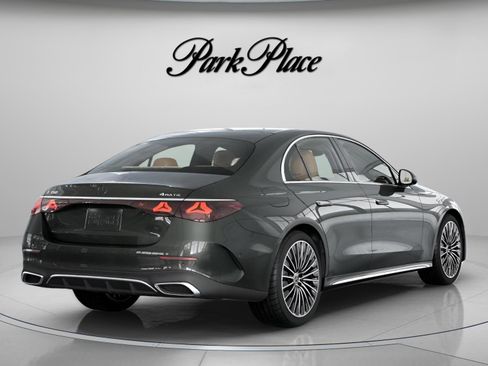 New 2026 Mercedes-Benz E 350 4MATIC Sedan image 19