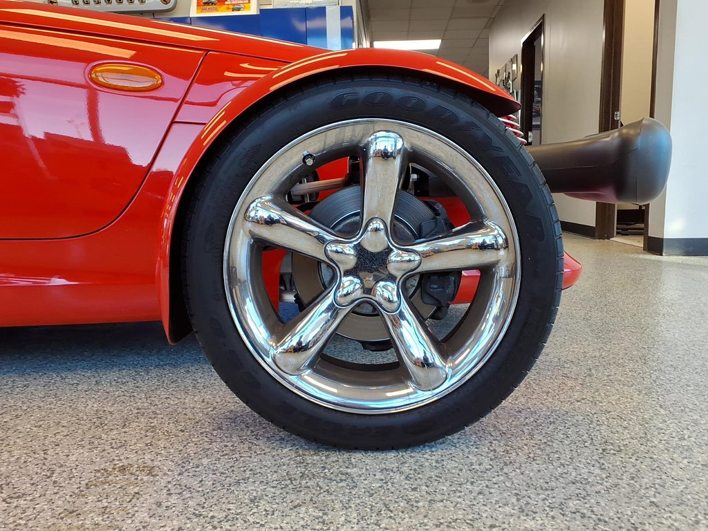 Used 1999 Plymouth Prowler RWD image 9
