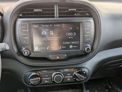 Used 2024 Kia Soul LX w/ Option Group 015 image 16