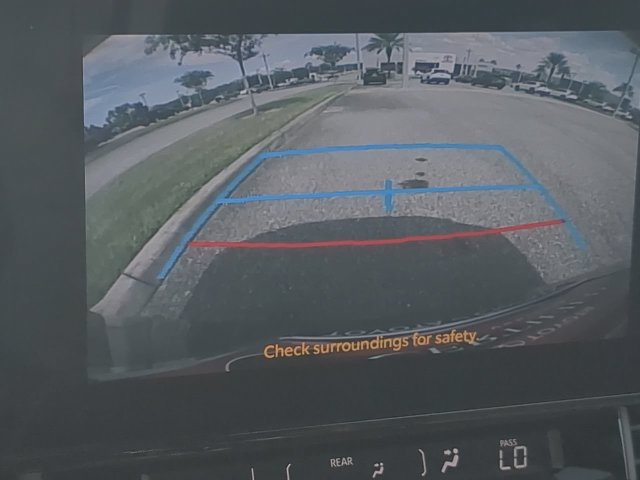 Certified 2026 Toyota Sienna XSE FWD image 20