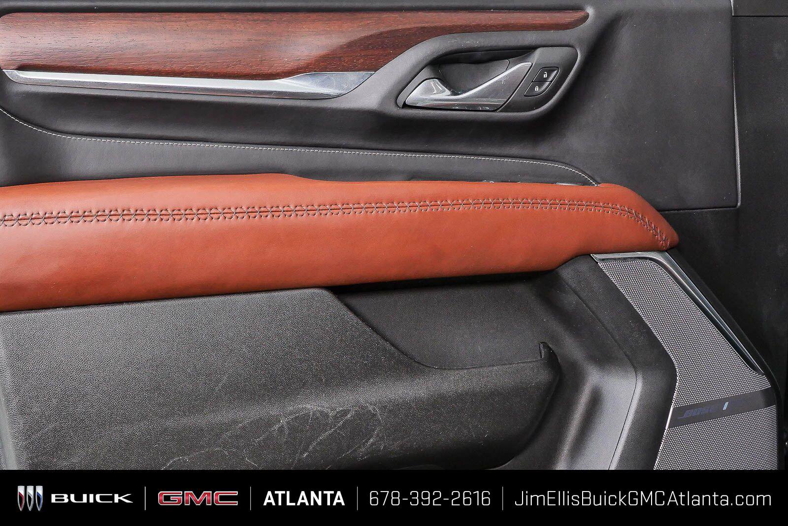 Certified 2023 GMC Yukon Denali Ultimate w/ LPO, Floor Liner Package AWD/4WD image 7