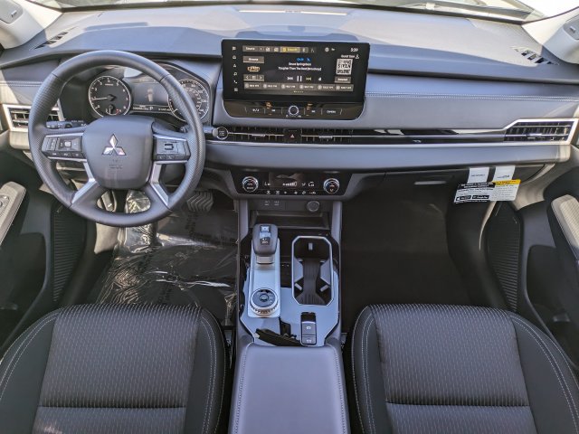 New 2026 Mitsubishi Outlander ES FWD image 15