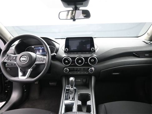 Certified 2024 Nissan Sentra SV image 25