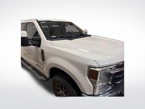 Used 2020 Ford F250 Lariat w/ Lariat Value Package AWD/4WD image 16