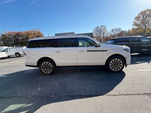 New 2025 Lincoln Navigator L Black Label image 6