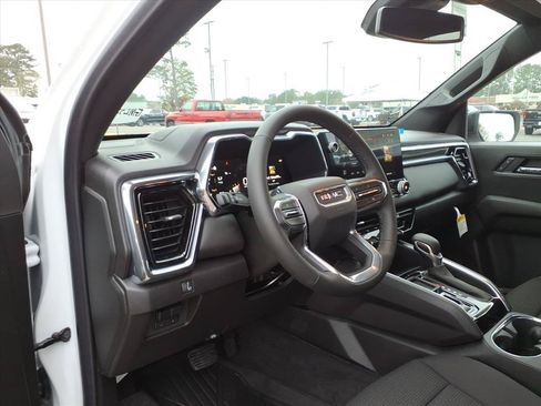 Used 2026 GMC Canyon Elevation w/ Convenience Package RWD image 7